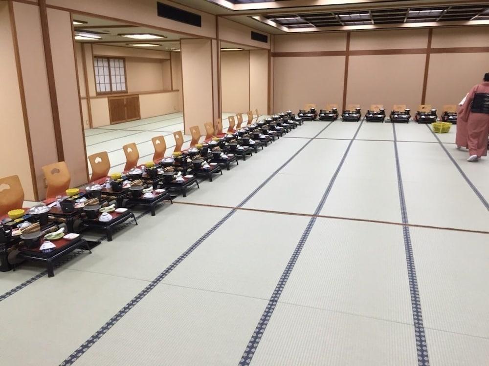 Hokuriku Yamashiro Onsen Hotel Kikyou Kaga  Zewnętrze zdjęcie