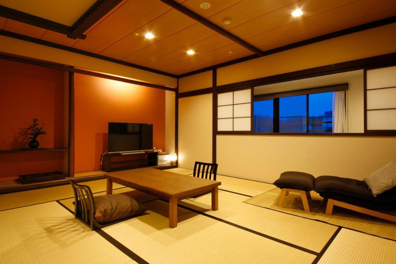 Hokuriku Yamashiro Onsen Hotel Kikyou Kaga  Zewnętrze zdjęcie