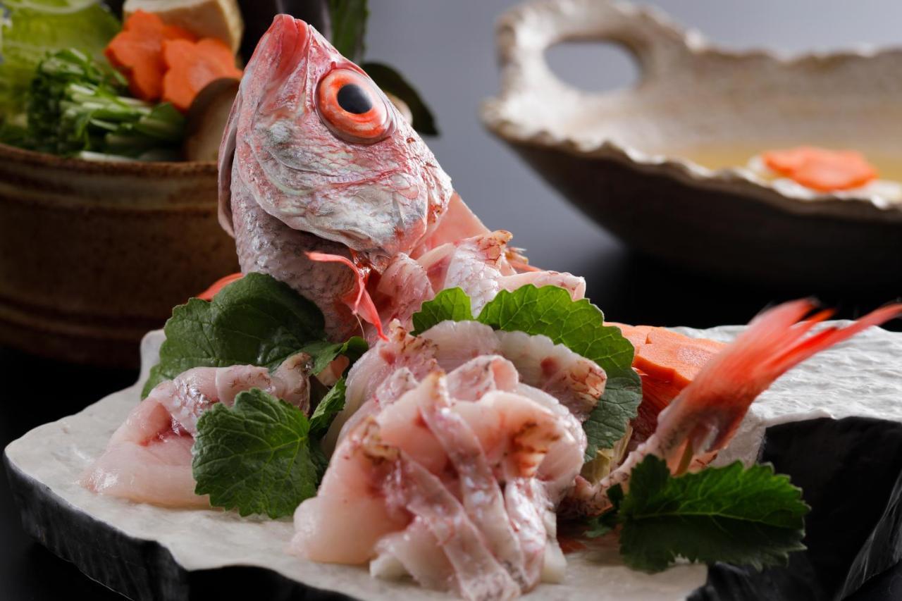 Hokuriku Yamashiro Onsen Hotel Kikyou Kaga  Zewnętrze zdjęcie