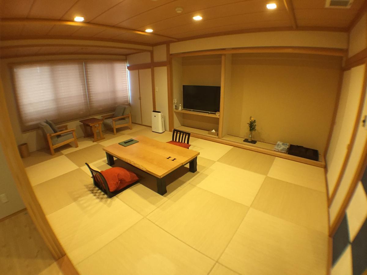 Hokuriku Yamashiro Onsen Hotel Kikyou Kaga  Zewnętrze zdjęcie